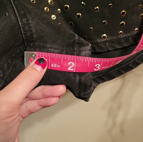 NWT Urban Outfitters BDG Black Embellished Mom Jean Shorts, 34 - Picture 7 of 7